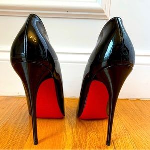 Christian Louboutin So Kate Pump, worn for 1 hour, brand new with box/bag!